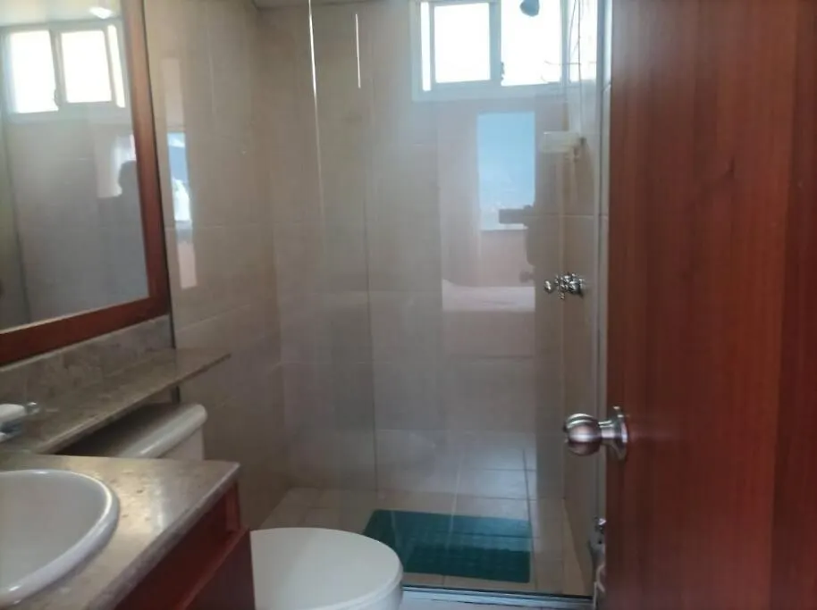 El Poblado, Medellin Con Piscina, Gym, Comodo, Linda Vista.