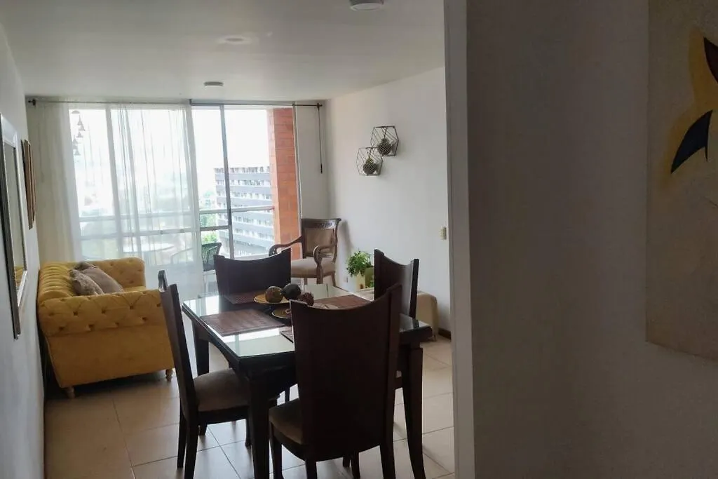 El Poblado, Medellin Con Piscina, Gym, Comodo, Linda Vista. Colombia