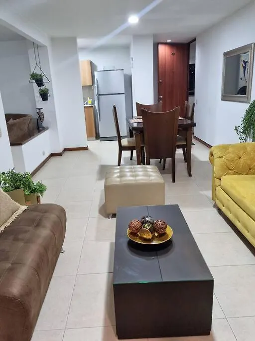 El Poblado, Medellin Con Piscina, Gym, Comodo, Linda Vista. 0*,  Colombia