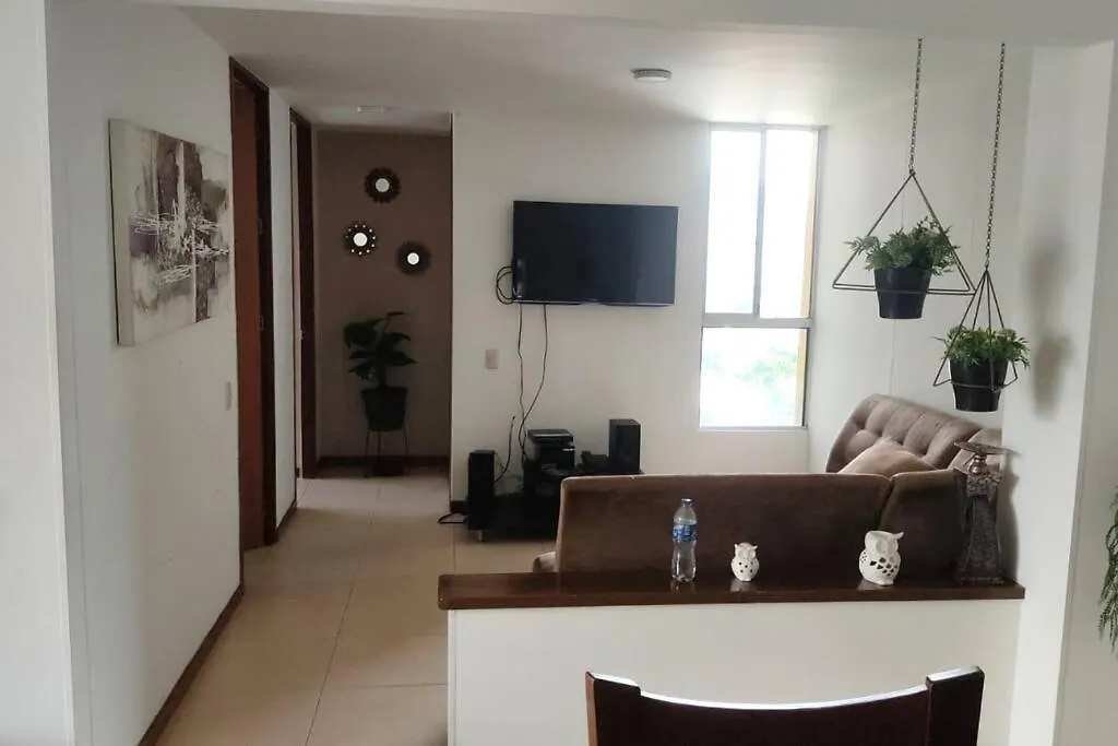 El Poblado, Medellin Con Piscina, Gym, Comodo, Linda Vista.